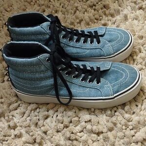 Van's Off The Wall Blue Denim Skateboard Shoe Spikes Women's Size 7 or Men's 5.5